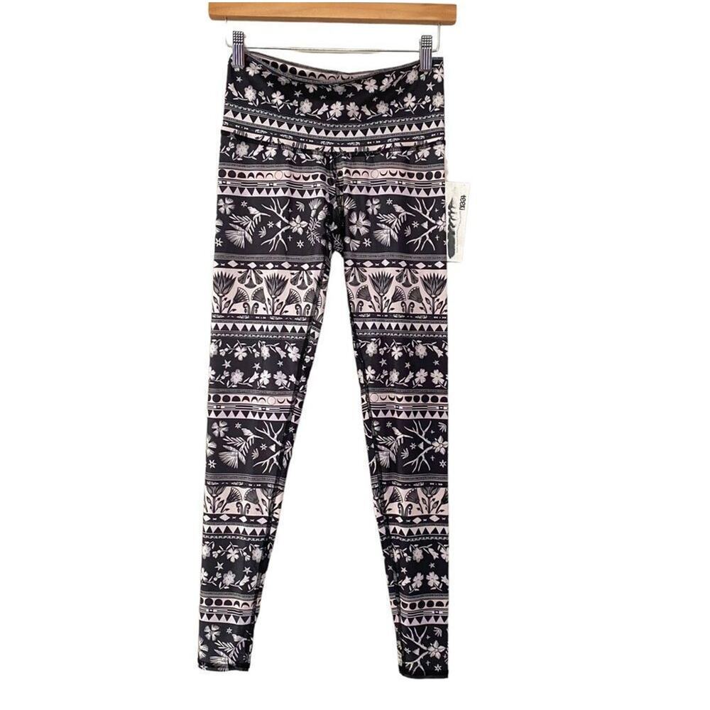 Teeki Women S Leggings Moon Flower Midnight Hot Pants Sustainable Boho Yoga